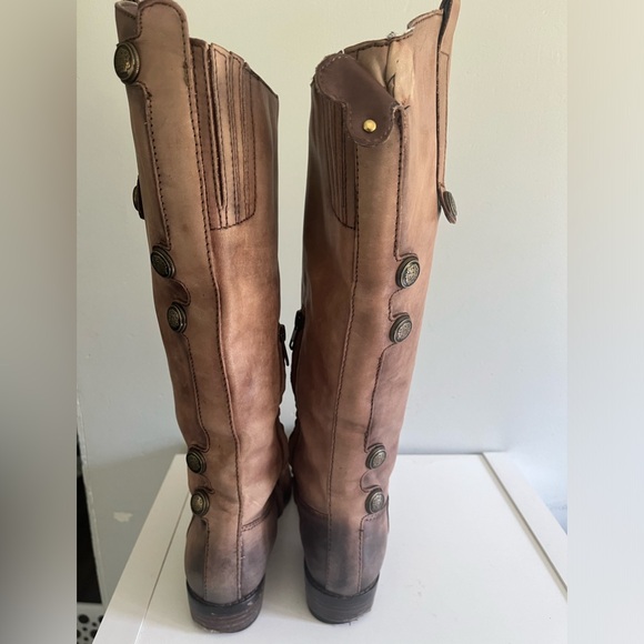 Arturo Chiang Tall Distressed Leather Riding Boot size 6.5 - Picture 3 of 12